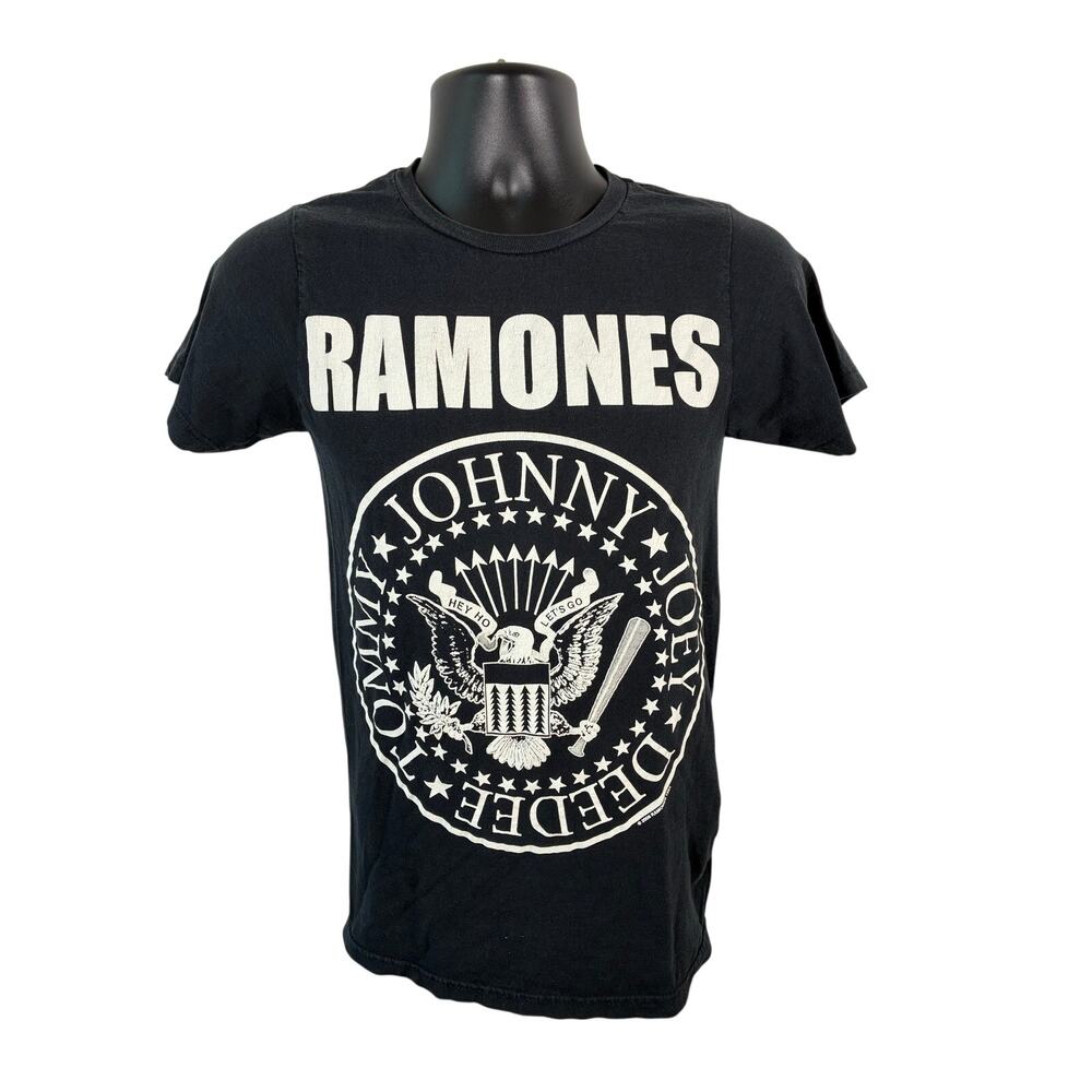 Ramones Band T Shirt Mens Small Black 2008 Johnny Joey Dee Dee Tommy Punk Rock